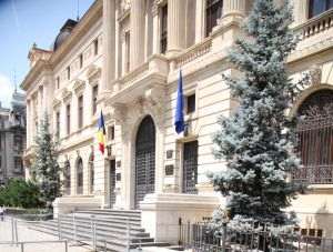 Luna aprilie în cifre